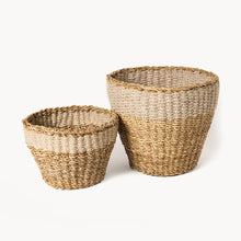 Load image into Gallery viewer, Savar Planter (Set of 2)
